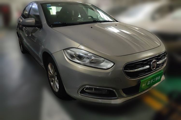 Used Fiat Viaggio 2015 1.4T Automatic Jingxiang Edition Front Right 45 Deg