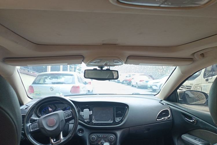Used Fiat Viaggio 2015 1.4T Automatic Luxury Edition Headliner