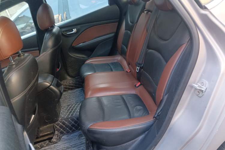 Used Fiat Viaggio 2015 1.4T Manual Jingxiang Edition Left Rear Seat