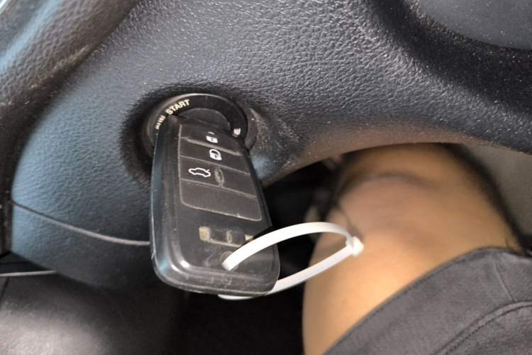 Used Fiat Viaggio 2015 1.4T Automatic Enjoyment Edition Vehicle Key