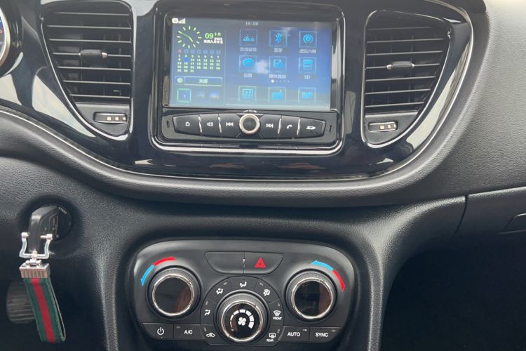 Used Fiat Viaggio 2015 1.4T Manual Jingxiang Edition Audio And AC Panel