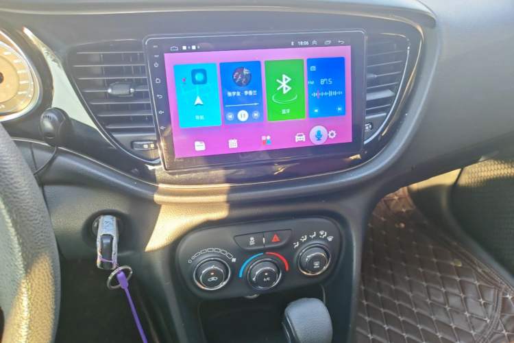 Used Fiat Viaggio 2015 1.4T Automatic Enjoyment Edition Audio And AC Panel