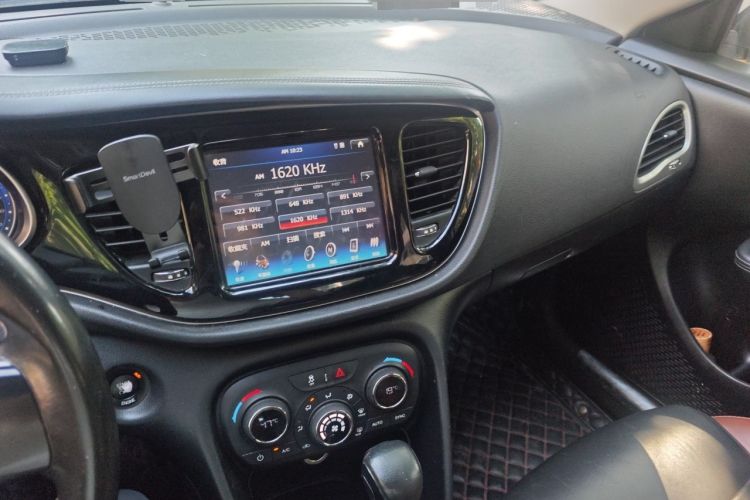 Used Fiat Viaggio 2015 1.4T Automatic Jingxiang Edition Audio And AC Panel