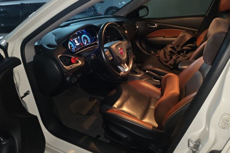 Used Fiat Viaggio 2015 1.4T Automatic Jingxiang Edition Driver Seat