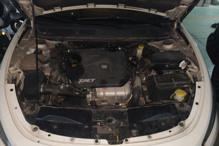 Used Fiat Viaggio 2015 1.4T Automatic Jingxiang Edition Engine Bay