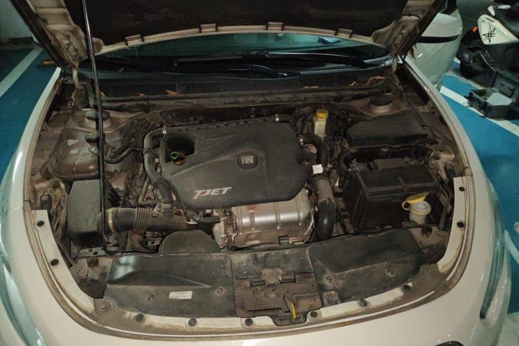 Used Fiat Viaggio 2015 1.4T Automatic Jingxiang Edition Engine Bay