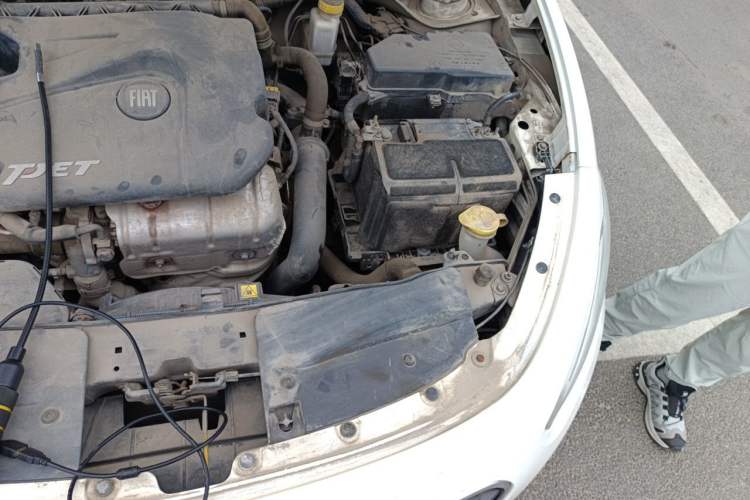 Used Fiat Viaggio 2015 1.4T Manual Enjoyment Edition Engine Bay Left