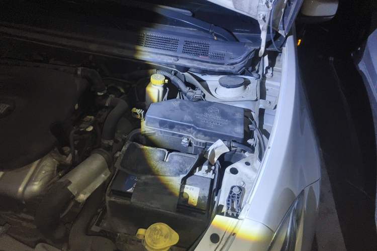 Used Fiat Viaggio 2015 1.4T Automatic Enjoyment Edition Engine Bay Left