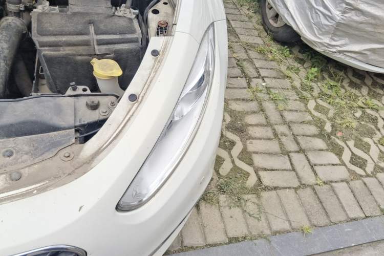Used Fiat Viaggio 2015 1.4T Manual Enjoyment Edition Engine Bay Left