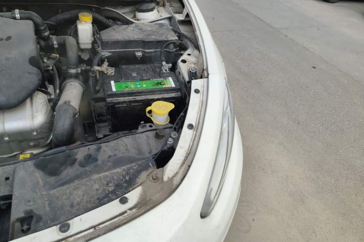 Used Fiat Viaggio 2015 1.4T Automatic Jingxiang Edition Engine Bay Left