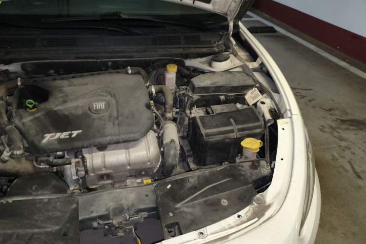 Used Fiat Viaggio 2015 1.4T Automatic Jingxiang Edition Engine Bay Left