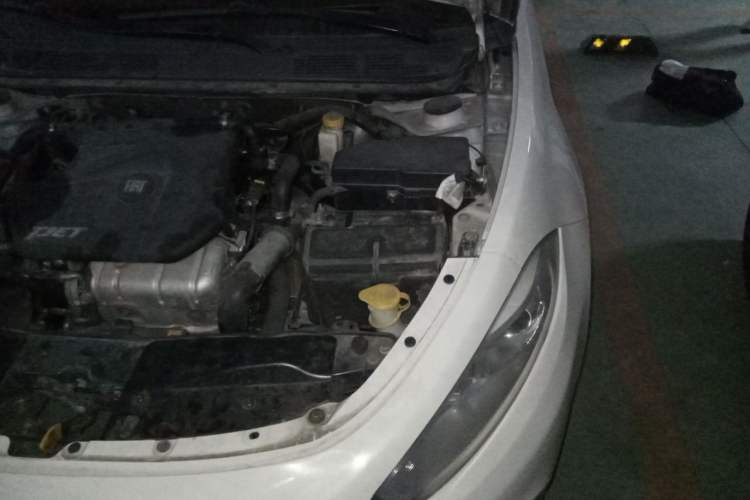 Used Fiat Viaggio 2015 1.4T Automatic Jingxiang Edition Engine Bay Left