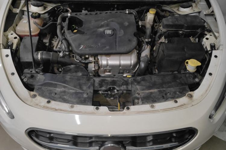 Used Fiat Viaggio 2015 1.4T Automatic Jingxiang Edition Engine Bay