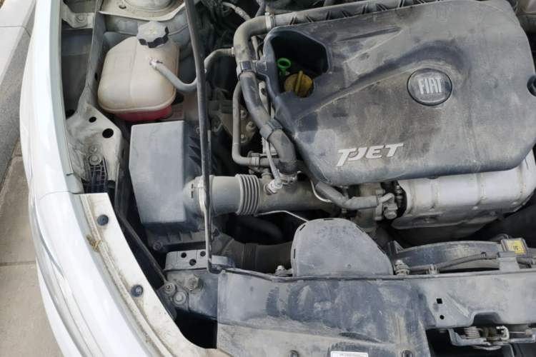 Used Fiat Viaggio 2015 1.4T Automatic Jingxiang Edition Engine Bay Right