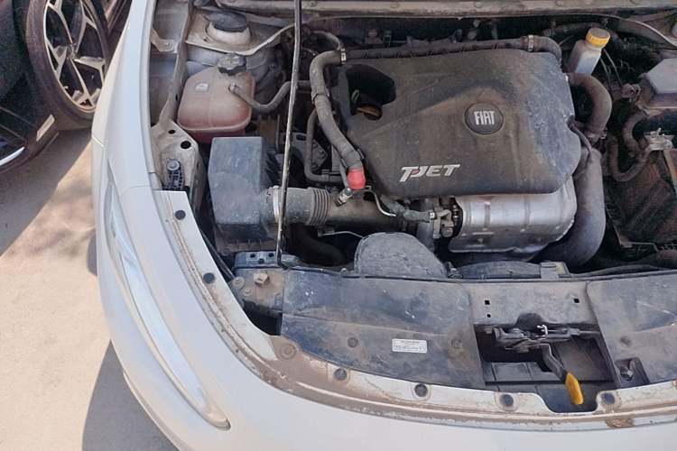 Used Fiat Viaggio 2015 1.4T Manual Jingxiang Edition Engine Bay Right