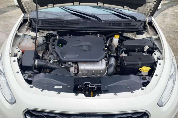 Used Fiat Viaggio 2015 1.4T Automatic Jingxiang Edition Engine Bay