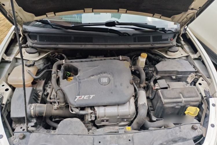 Used Fiat Viaggio 2015 1.4T Automatic Jingxiang Edition Engine Bay