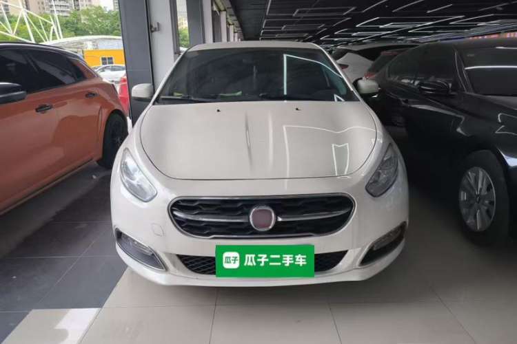 Used Fiat Viaggio 2015 1.4T Automatic Enjoyment Edition Exterior 1