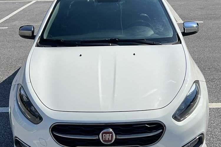 Used Fiat Viaggio 2015 1.4T Automatic Night Edition Exterior 1