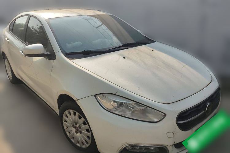 Used Fiat Viaggio 2015 1.4T Automatic Enjoyment Edition Exterior 2