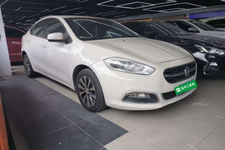 Used Fiat Viaggio 2015 1.4T Automatic Enjoyment Edition Exterior 2