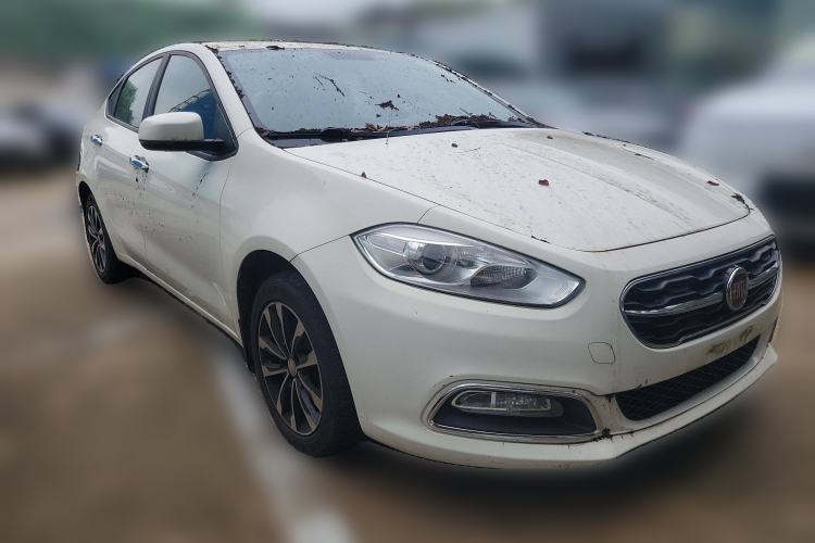 Used Fiat Viaggio 2015 1.4T Automatic Enjoyment Edition Exterior 2