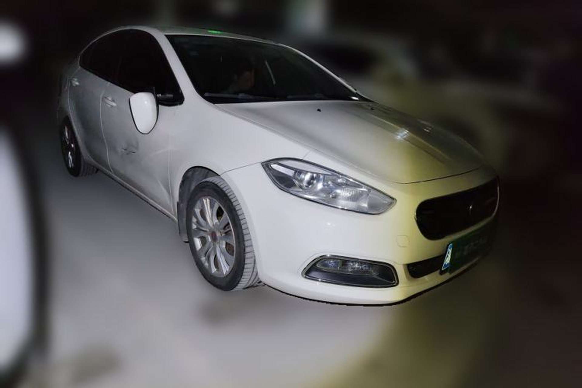 Used Fiat Viaggio 2015 1.4T Automatic Jingxiang Edition Exterior 2