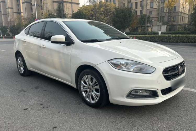 Used Fiat Viaggio 2015 1.4T Automatic Jingxiang Edition Exterior 3