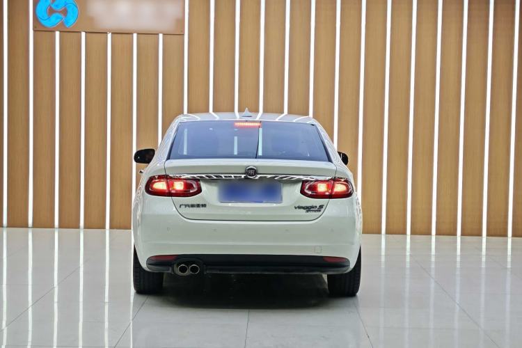Used Fiat Viaggio 2015 1.4T Automatic Enjoyment Edition Exterior 4