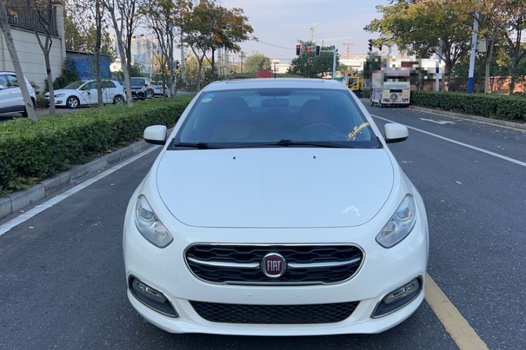 Used Fiat Viaggio 2015 1.4T Automatic Jingxiang Edition Exterior 5