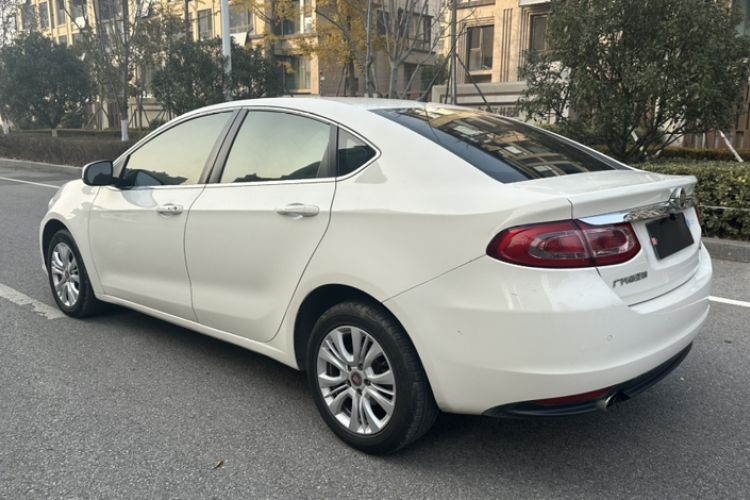 Used Fiat Viaggio 2015 1.4T Automatic Jingxiang Edition Exterior 8