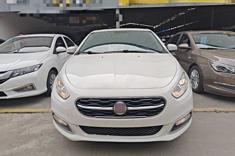 Used Fiat Viaggio 2015 1.4T Automatic Enjoyment Edition Front