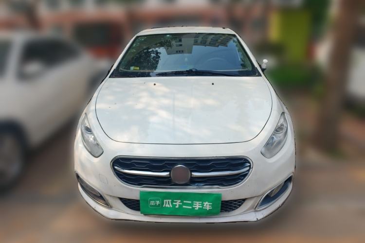 Used Fiat Viaggio 2015 1.4T Automatic Enjoyment Edition Front
