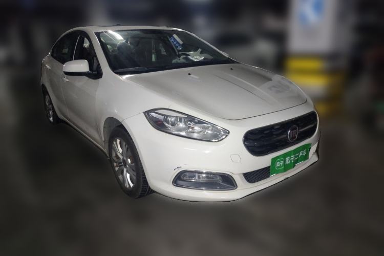 Used Fiat Viaggio 2015 1.4T Automatic Jingxiang Edition Front Right 45 Deg
