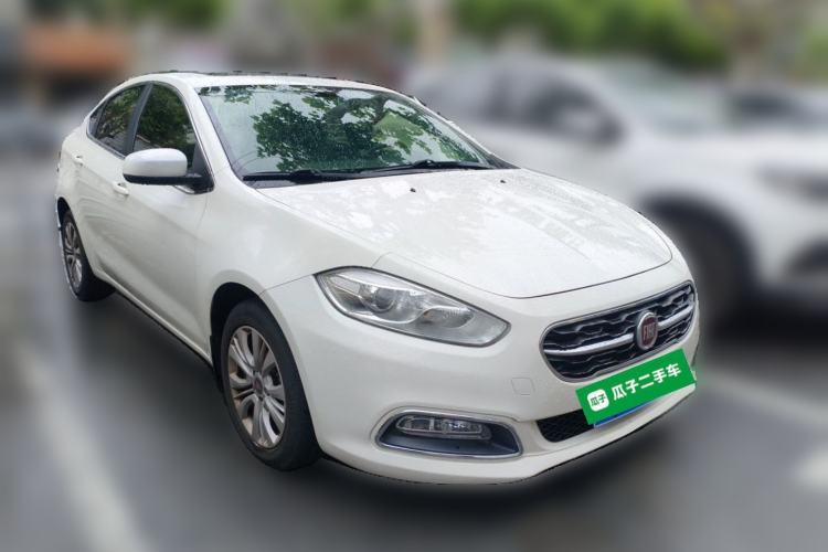 Used Fiat Viaggio 2015 1.4T Automatic Jingxiang Edition Front Right 45 Deg