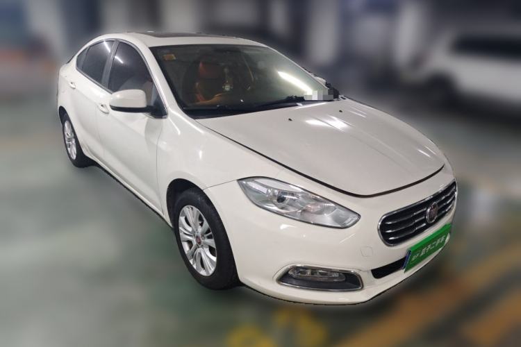 Used Fiat Viaggio 2015 1.4T Automatic Jingxiang Edition Front Right 45 Deg