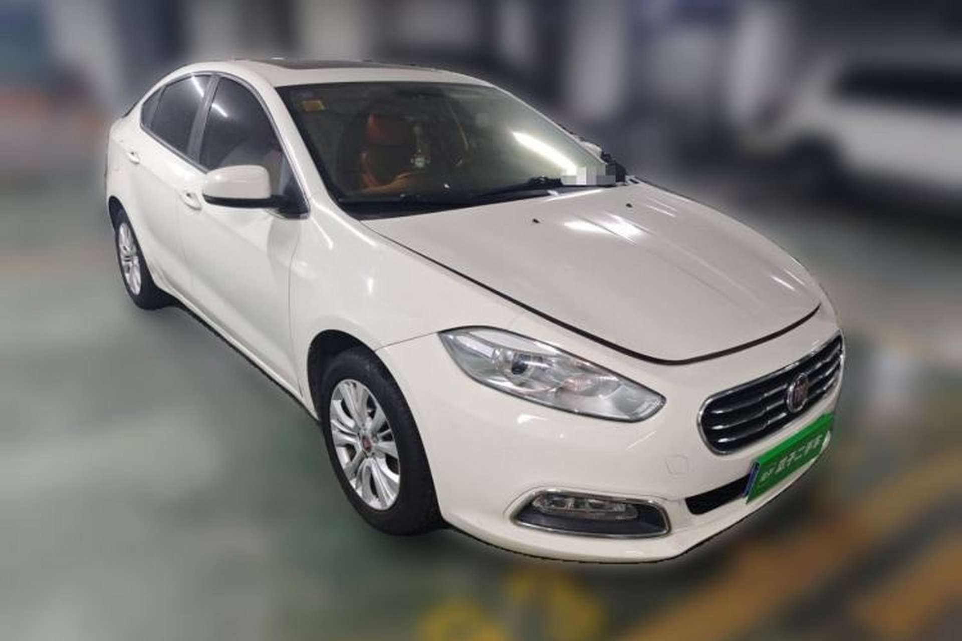 Used Fiat Viaggio 2015 1.4T Automatic Jingxiang Edition Front Right 45 Deg