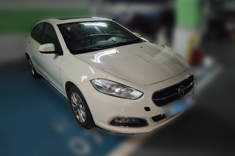 Used Fiat Viaggio 2015 1.4T Automatic Jingxiang Edition Front Right 45 Deg