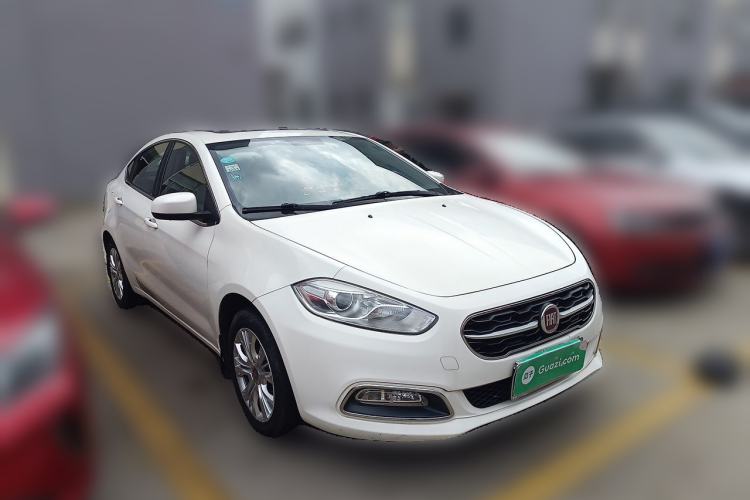 Used Fiat Viaggio 2015 1.4T Automatic Jingxiang Edition Front Right 45 Deg