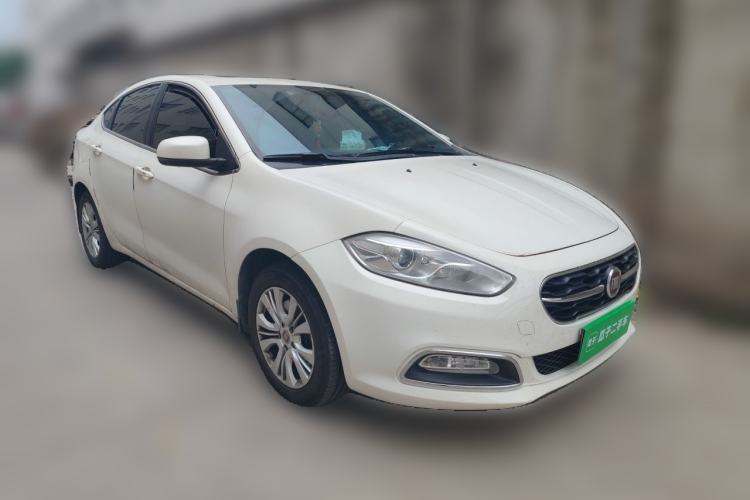 Used Fiat Viaggio 2015 1.4T Manual Jingxiang Edition Front Right 45 Deg