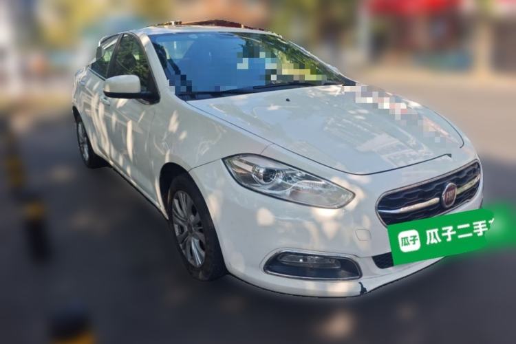 Used Fiat Viaggio 2015 1.4T Automatic Jingxiang Edition Front Right 45 Deg