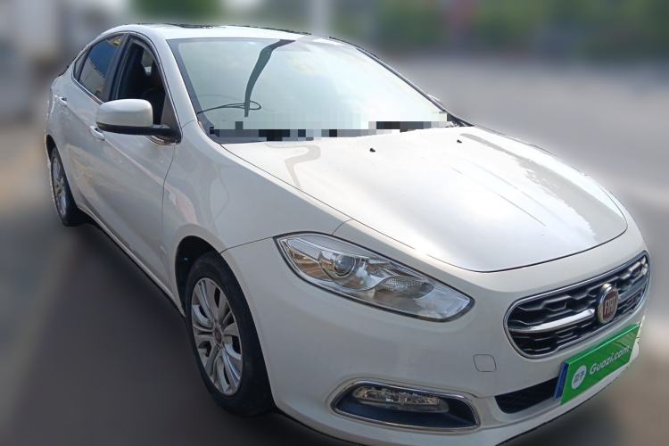 Used Fiat Viaggio 2015 1.4T Automatic Jingxiang Edition Front Right 45 Deg