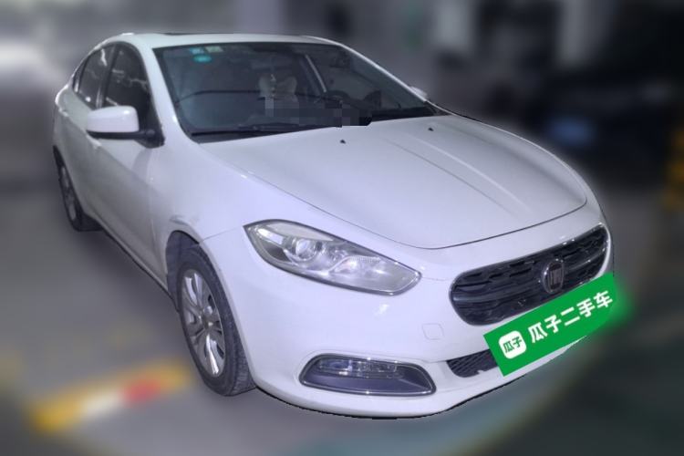 Used Fiat Viaggio 2015 1.4T Automatic Jingxiang Edition Front Right 45 Deg