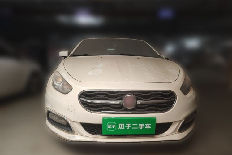 Used Fiat Viaggio 2015 1.4T Manual Enjoyment Edition Front