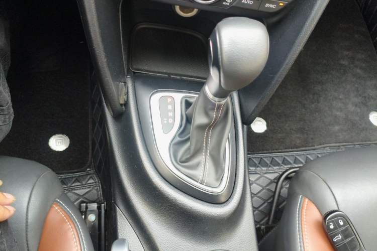 Used Fiat Viaggio 2015 1.4T Automatic Jingxiang Edition Gear Lever