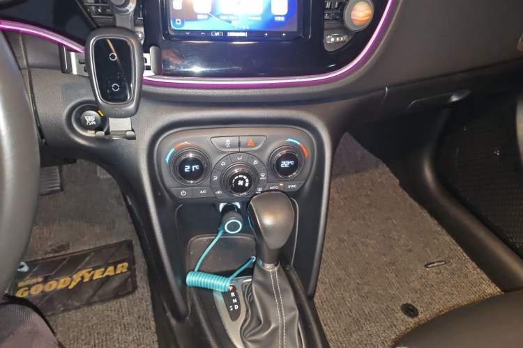 Used Fiat Viaggio 2015 1.4T Automatic Jingxiang Edition Gear Lever