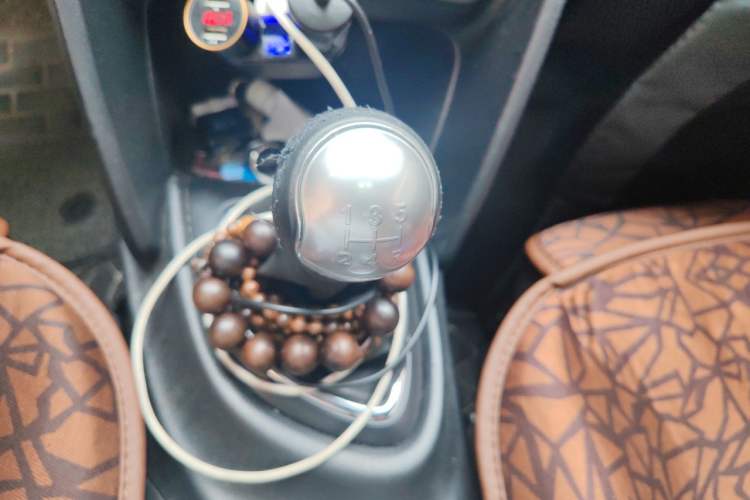 Used Fiat Viaggio 2015 1.4T Manual Jingxiang Edition Gear Lever