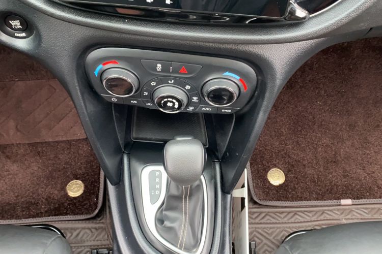 Used Fiat Viaggio 2015 1.4T Automatic Jingxiang Edition Gear Lever