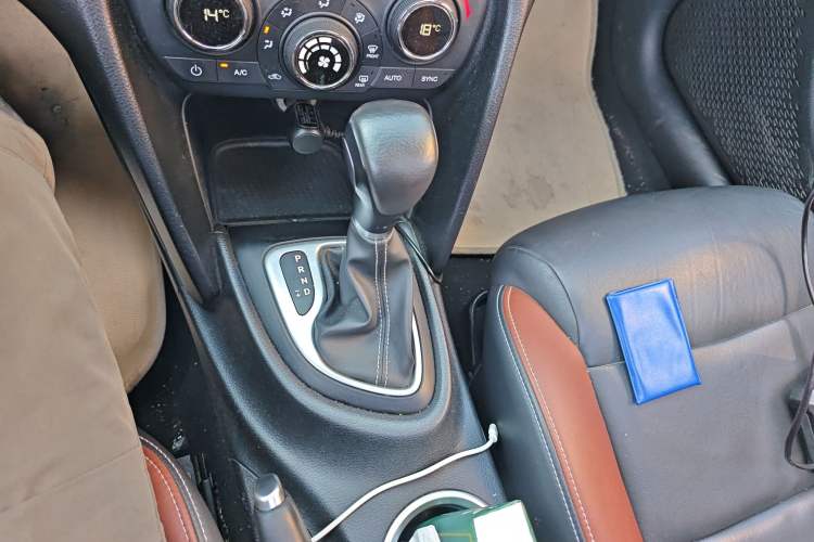 Used Fiat Viaggio 2015 1.4T Automatic Jingxiang Edition Gear Lever