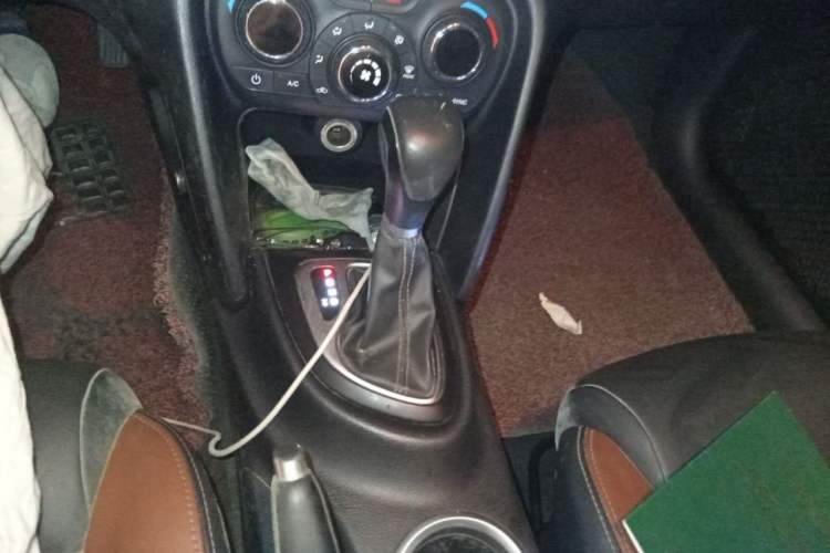 Used Fiat Viaggio 2015 1.4T Automatic Jingxiang Edition Gear Lever